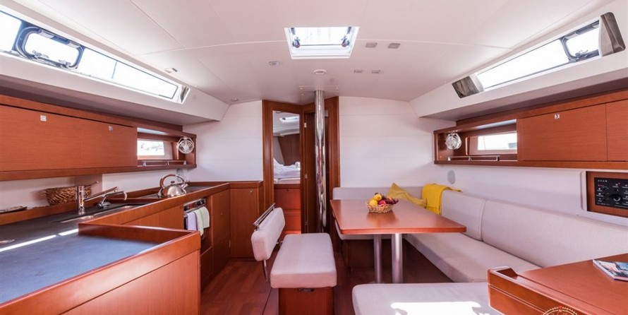 Beneteau Oceanis 45