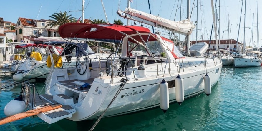 Beneteau Oceanis 48