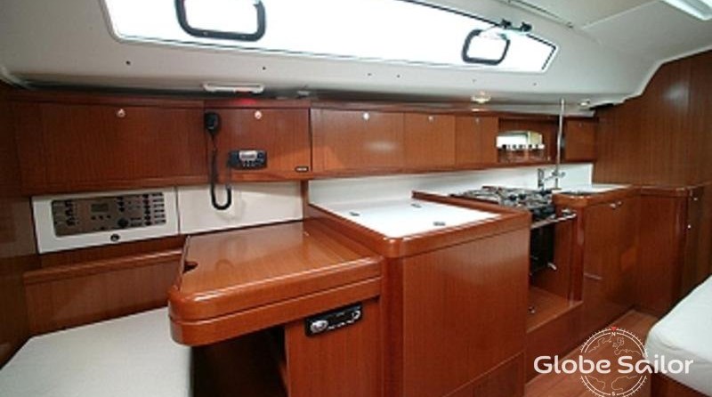 Beneteau Oceanis 40