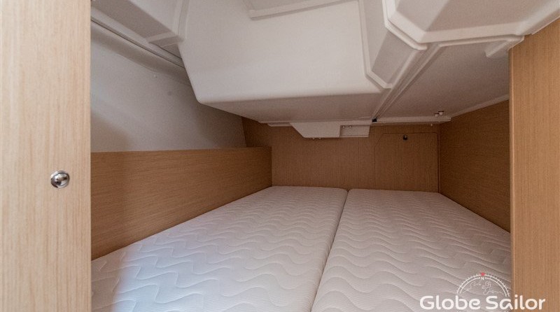 Beneteau Oceanis 38.1