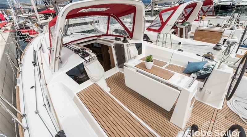Beneteau Oceanis 38.1