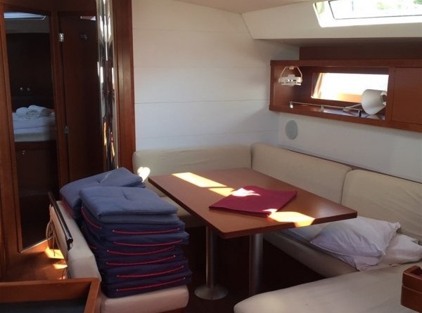 Beneteau Oceanis 45