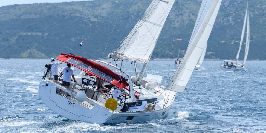 Beneteau Oceanis 48