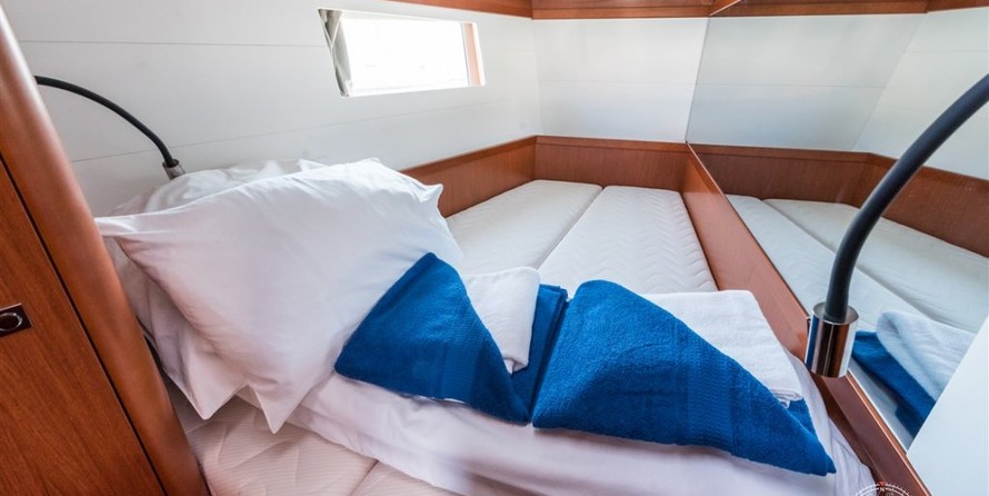 Beneteau Oceanis 48