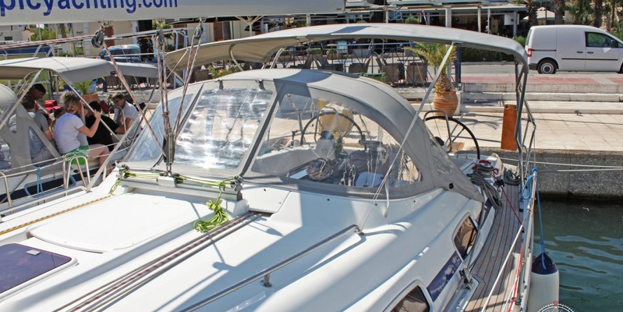 Bavaria 42 Cruiser