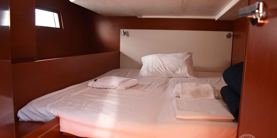 Beneteau Oceanis 51.1