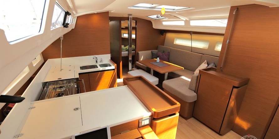 Jeanneau Sun Odyssey 440