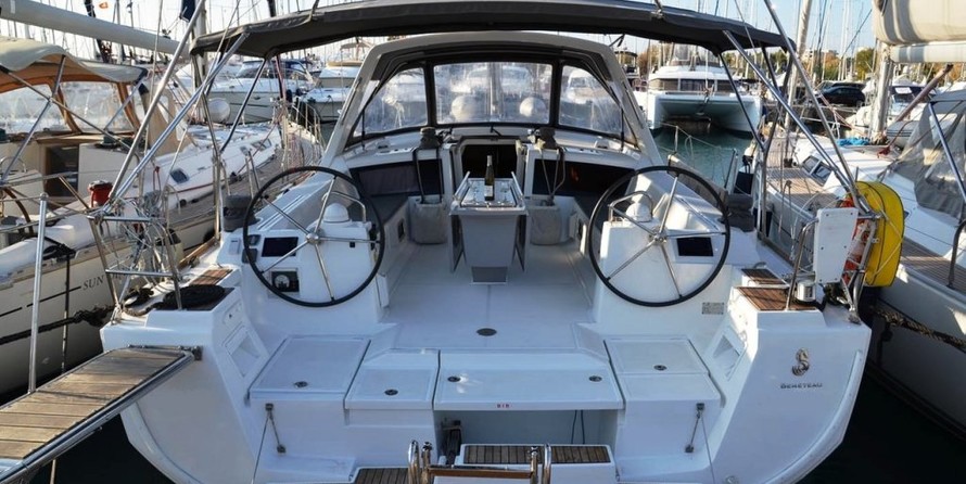 Beneteau Oceanis 48