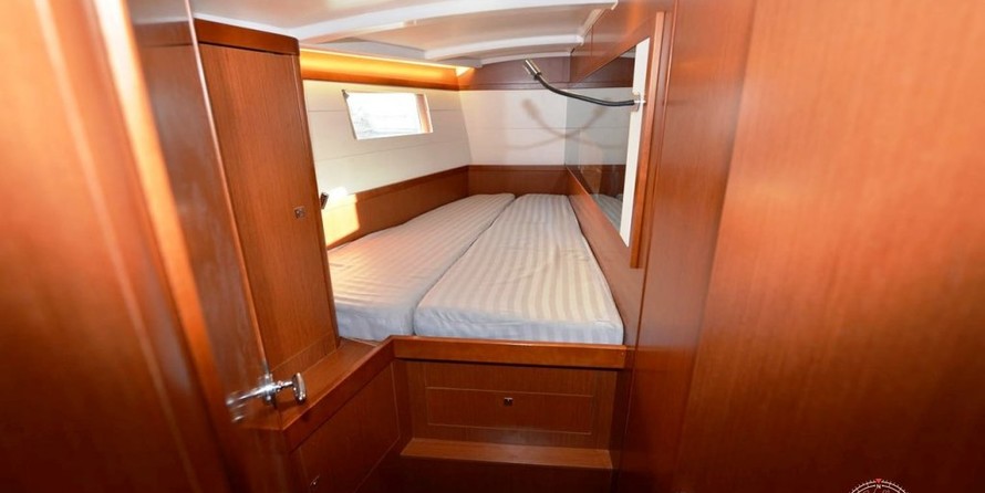 Beneteau Oceanis 48