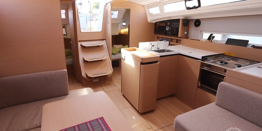 Jeanneau Sun Odyssey 410