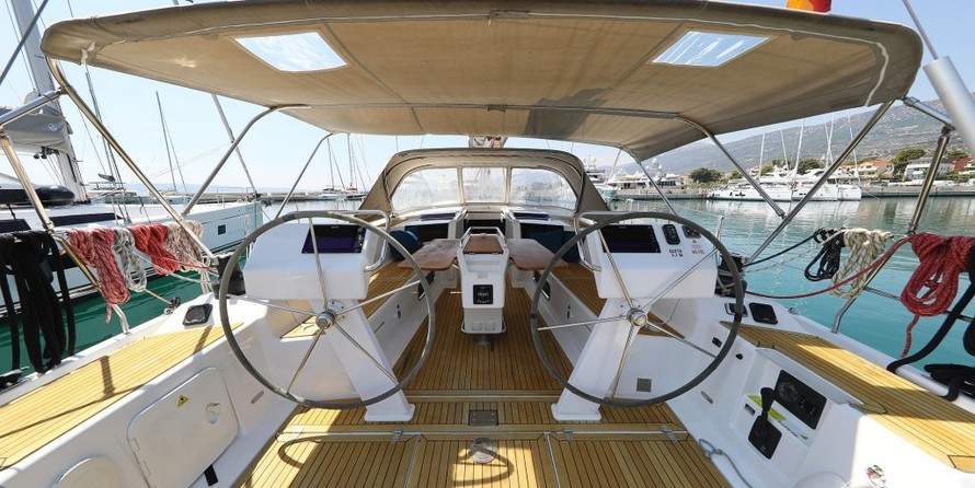 Hanse 505
