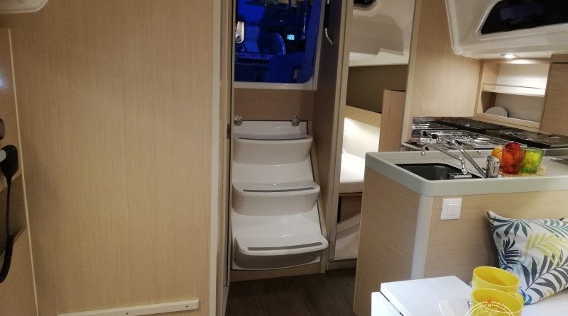 Beneteau Oceanis 30.1