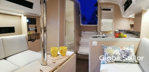 Beneteau Oceanis 30.1