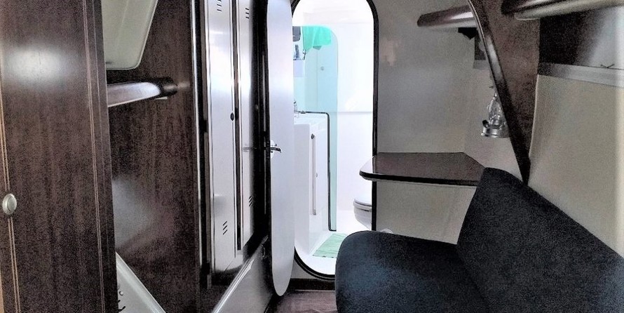 Fountaine Pajot Lavezzi 40