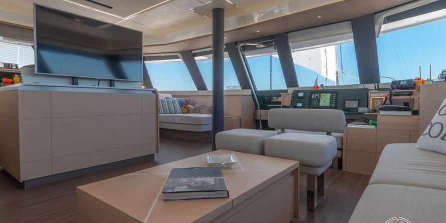 Fountaine Pajot Alegria 67