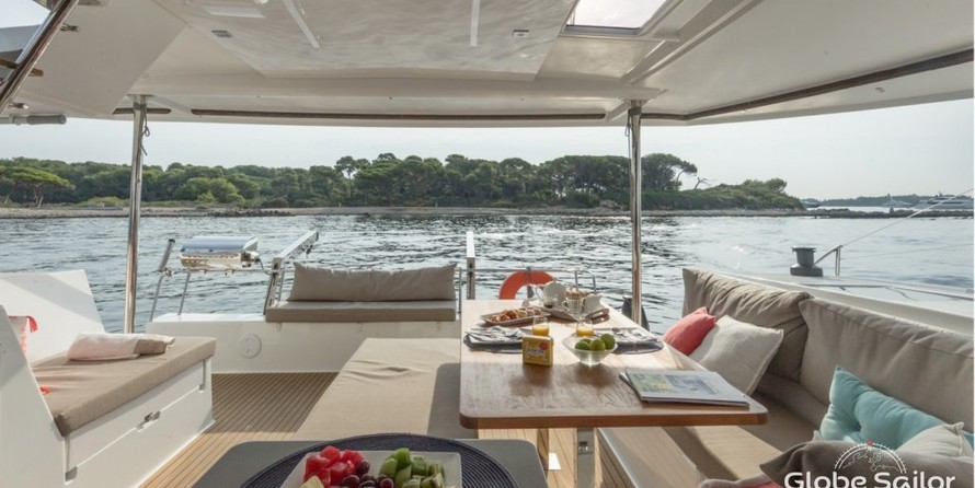 Fountaine Pajot Helia 44 Evolution