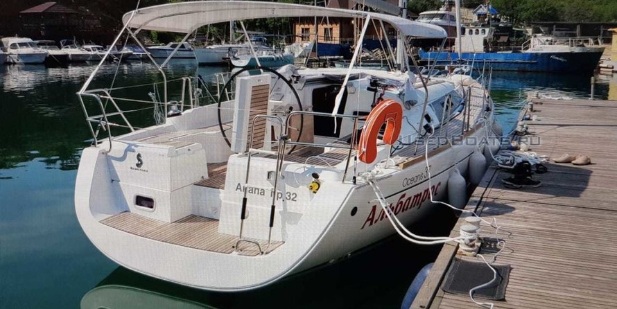Beneteau Oceanis 37