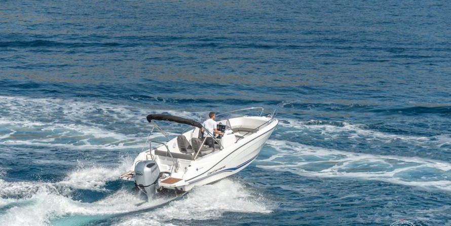 Jeanneau Cap Camarat 6.5 CC