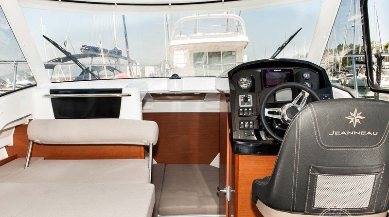 Jeanneau Merry Fisher 795