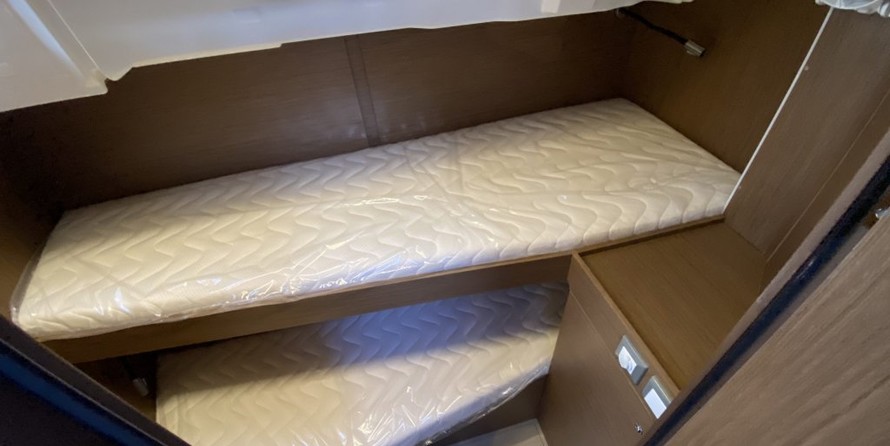 Beneteau Oceanis 46.1