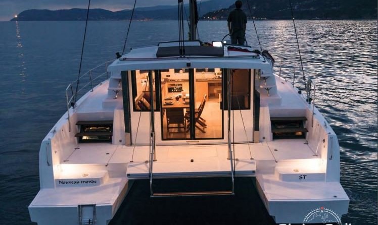 Bali catamarans 4.0 lounge