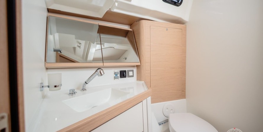 Beneteau Oceanis 46.1