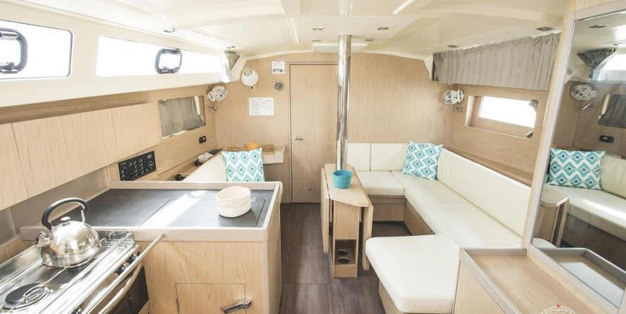 Beneteau Oceanis 41.1