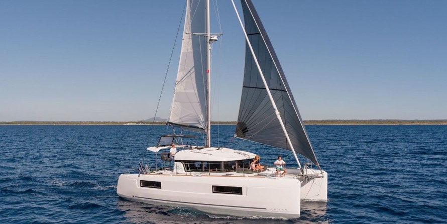 Lagoon 40