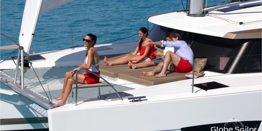 Fountaine Pajot Lucia 40