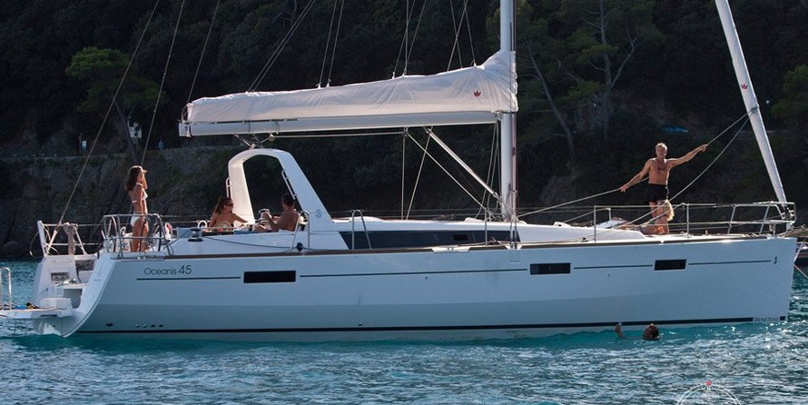 Beneteau Oceanis 45