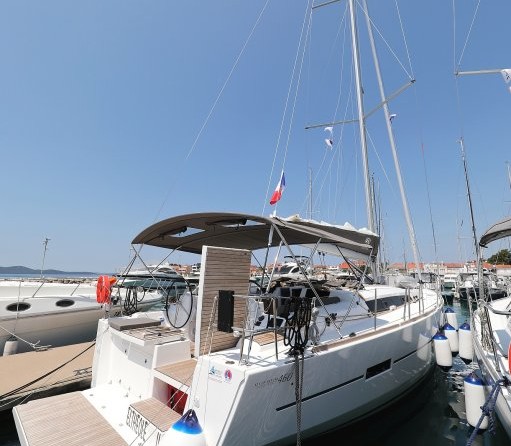 Dufour 460 Grand Large