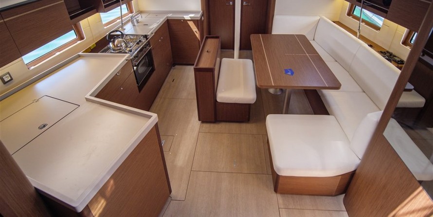 Beneteau Oceanis 46.1