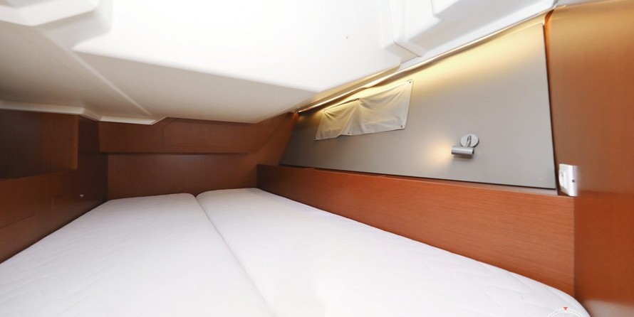 Beneteau Oceanis 41.1