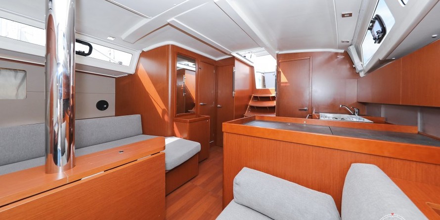 Beneteau Oceanis 41.1