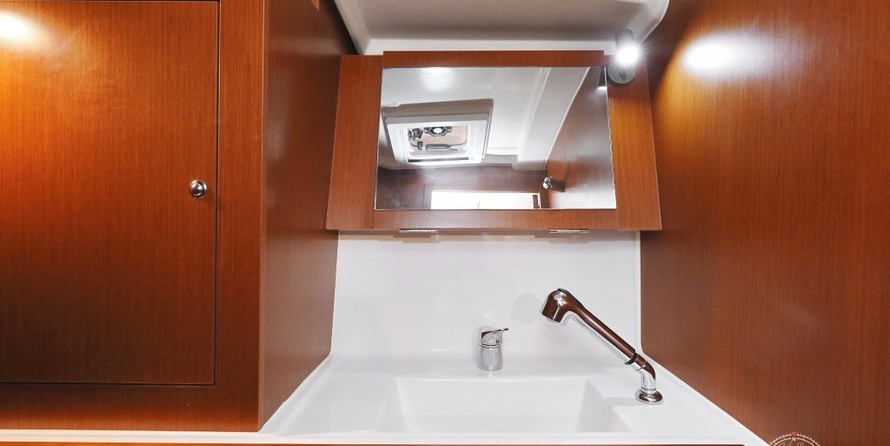 Beneteau Oceanis 41.1