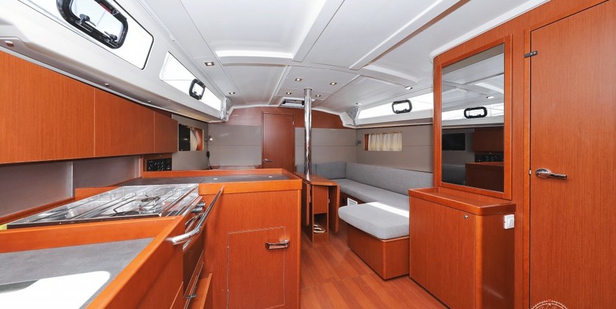 Beneteau Oceanis 41.1