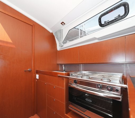 Beneteau Oceanis 41.1