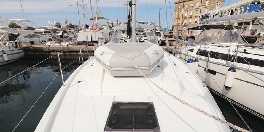 Beneteau Oceanis 41.1
