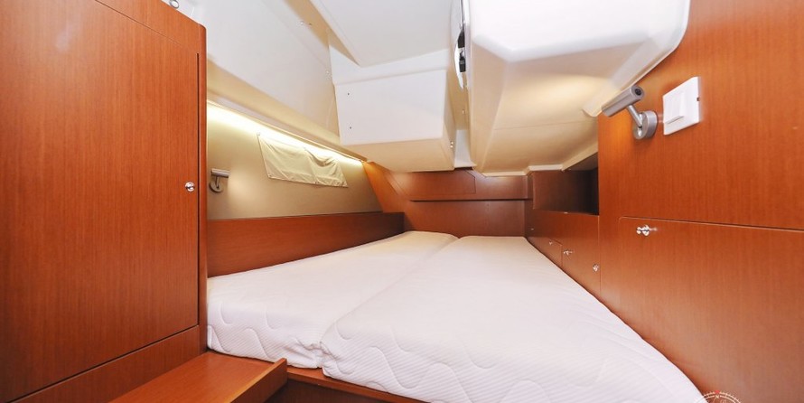 Beneteau Oceanis 41.1