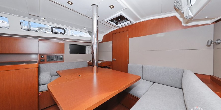 Beneteau Oceanis 41.1