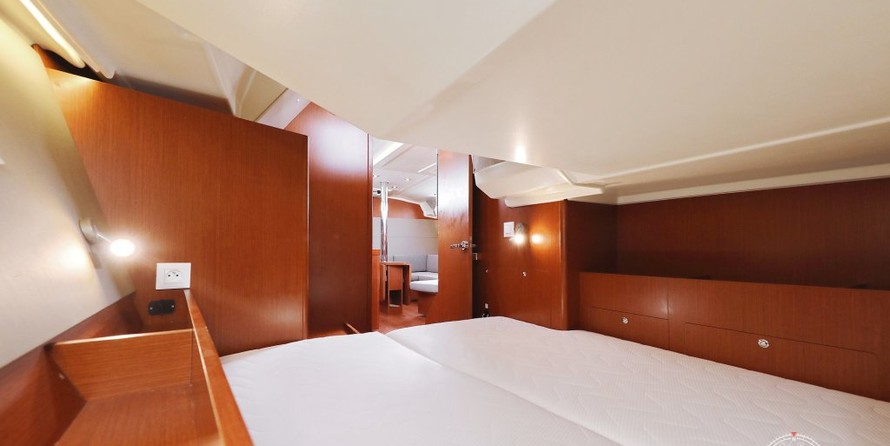 Beneteau Oceanis 41.1