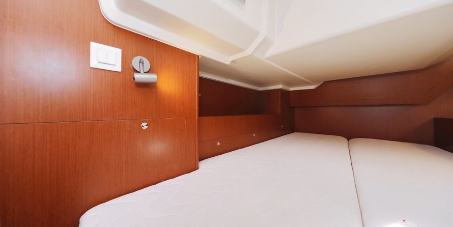 Beneteau Oceanis 41.1