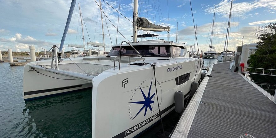 Fountaine Pajot Astréa 42