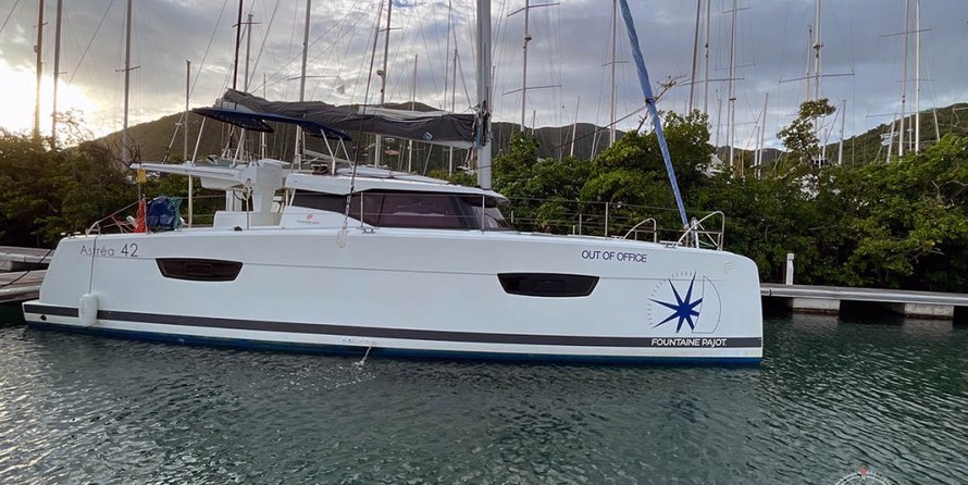 Fountaine Pajot Astréa 42