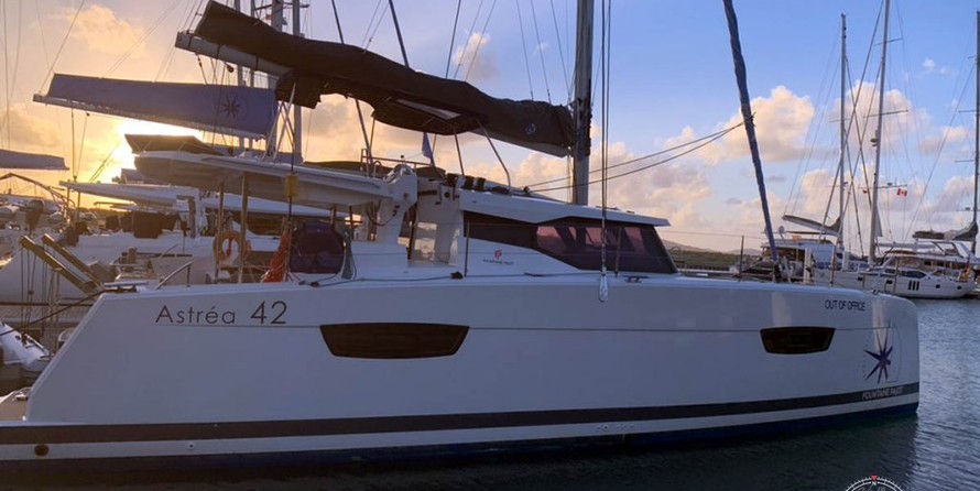 Fountaine Pajot Astréa 42