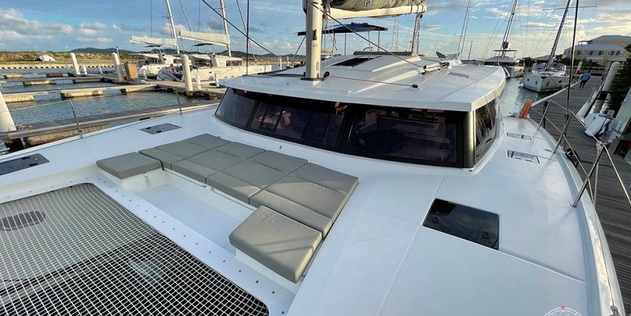 Fountaine Pajot Astréa 42