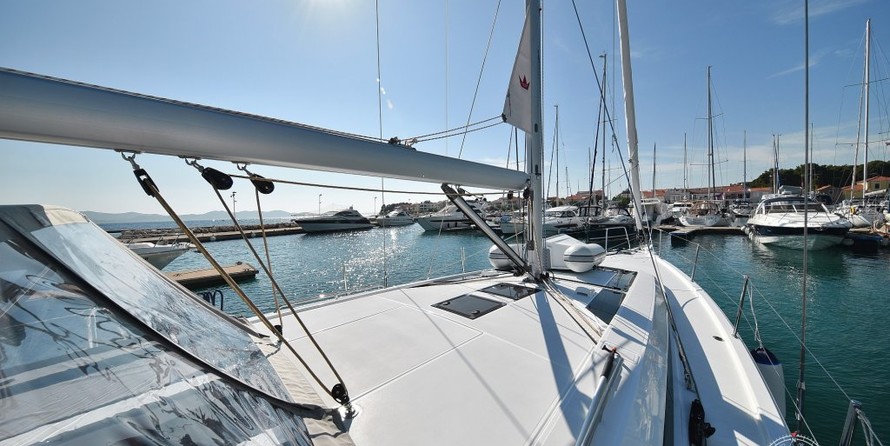 Beneteau Oceanis 46.1
