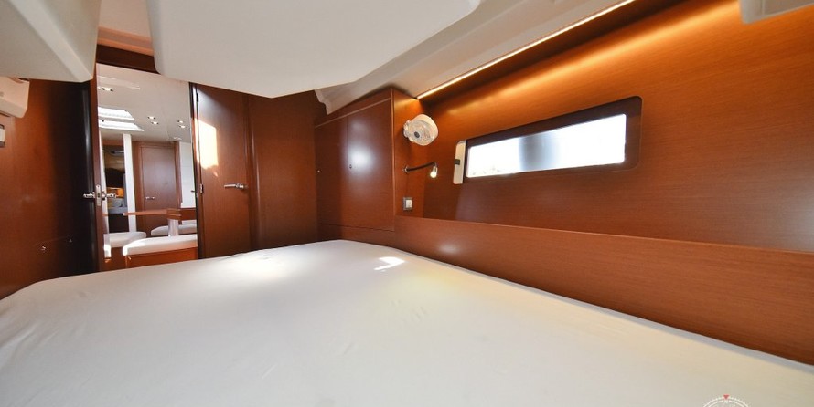 Beneteau Oceanis 46.1