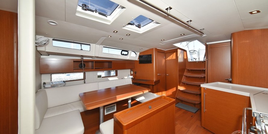 Beneteau Oceanis 46.1