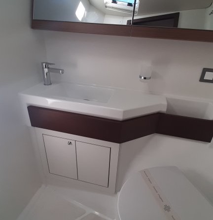 Beneteau Oceanis 46.1